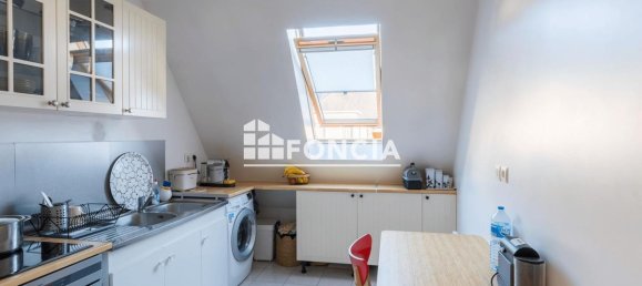 2 bedrooms Apartment in Montargis, France No. 82196 3