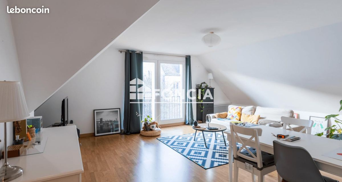 2 bedrooms Apartment in Montargis, France No. 82196