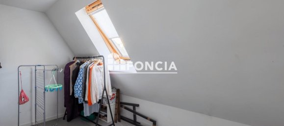 2 bedrooms Apartment in Montargis, France No. 82196 6