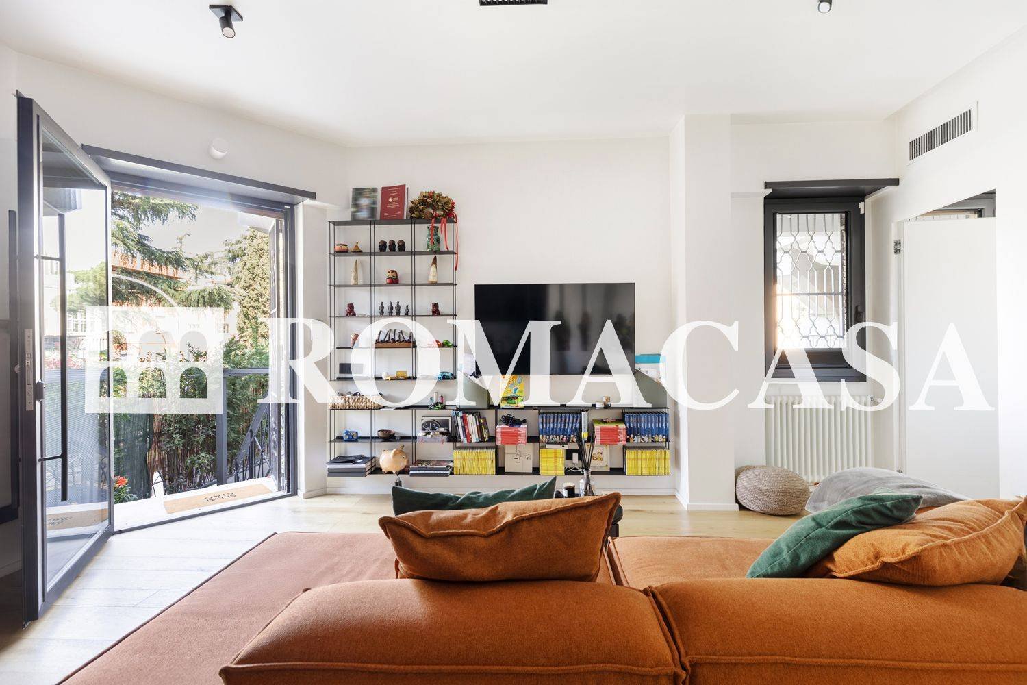 1 bedroom Apartment in Rome, Italy No. 197321