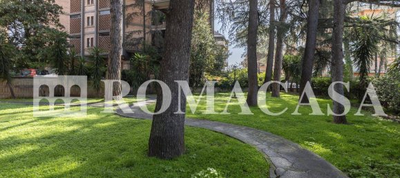 1 bedroom Apartment in Rome, Italy No. 197321 26