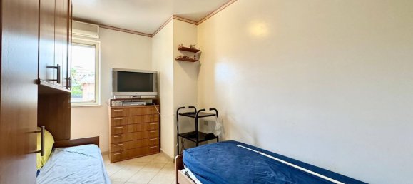 4-salle Appartement à Trappeto, Italy No. 306679 20