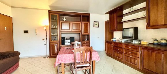 4-salle Appartement à Trappeto, Italy No. 306679 13