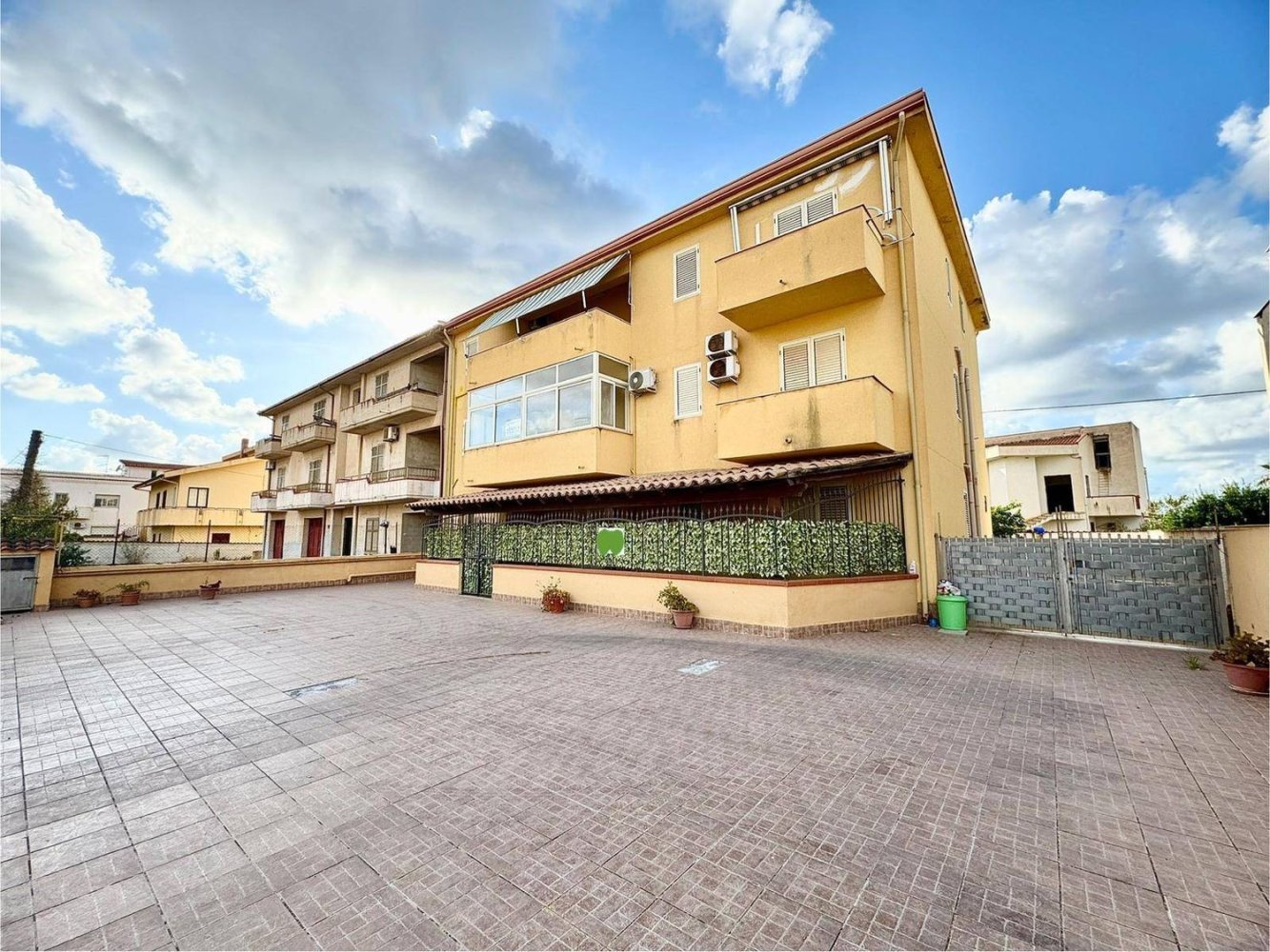 4-salle Appartement à Trappeto, Italy No. 306679