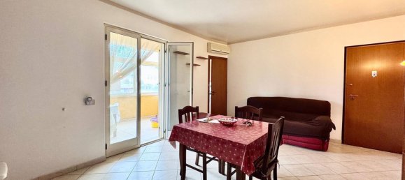 4-salle Appartement à Trappeto, Italy No. 306679 14