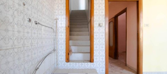 2غرفة شقة في Lucera, Italy رقم 153448 7