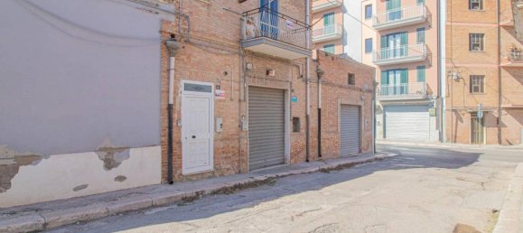 2غرفة شقة في Lucera, Italy رقم 153448 11