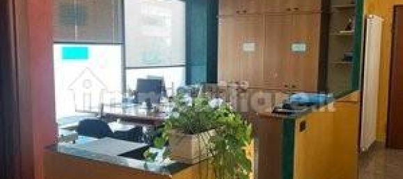 4 rooms Office in Saronno, Italy No. 270026 3