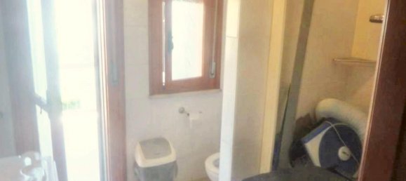 3 rooms Office in Castelmassa, Italy No. 58022 6