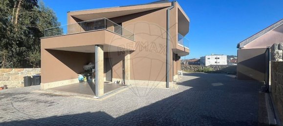 Дом с 4 спальнями в Пасуш ди Феррейра, Португалия № 22237 31