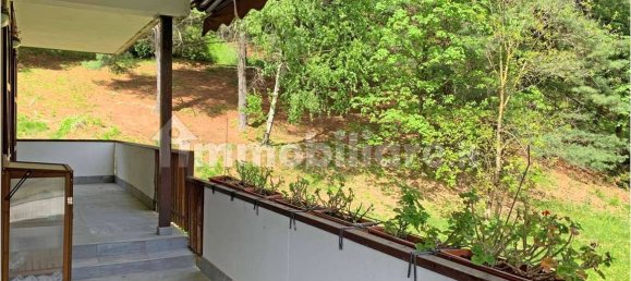 4 Schlafzimmer Wohnung in Scanzorosciate, Italy, Nr. 367105 5