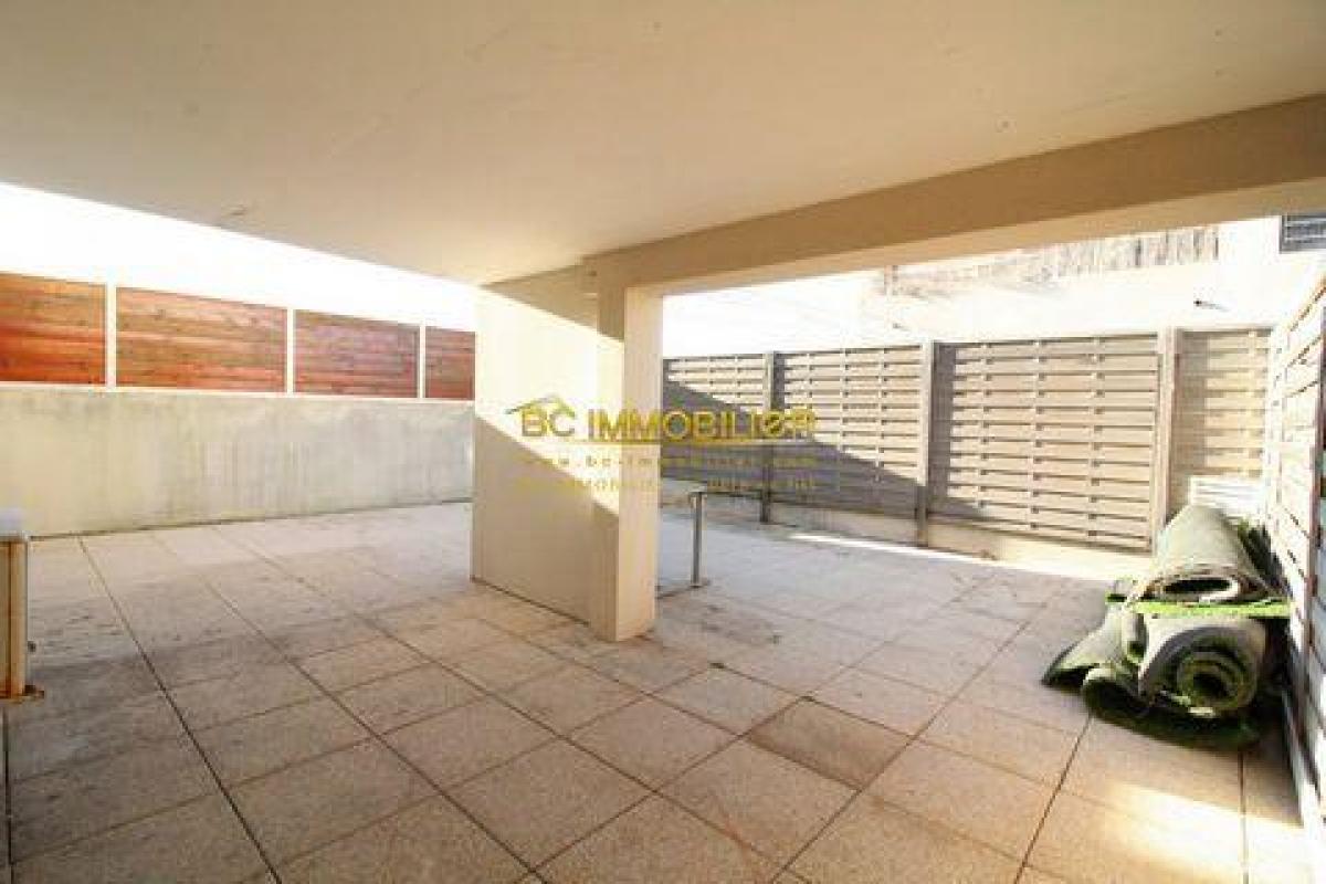 Estudio en el condominio en Marseille, France No. 14364