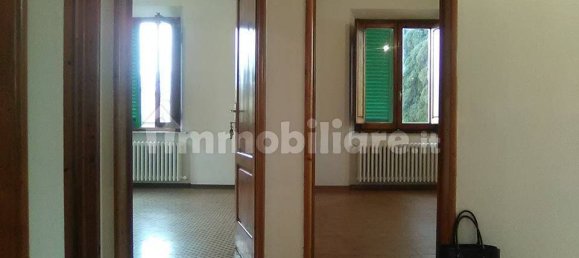 Коммерческая недвижимость с 5 комнатами в Монтекатини Терме, Италия № 35145 23