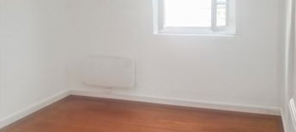 1 bedroom Apartment in Fontenay-sous-Bois, France No. 282265 4