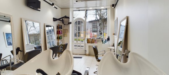 25m² Commercial property in Paris, France No. 183240 2