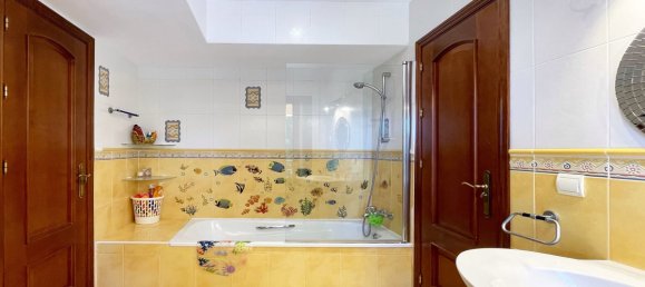 Вилла с 5 спальнями в Марбелья, Испания № 184396 16