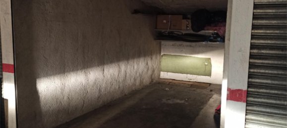  Garage in Salt, Spain No. 166048 6