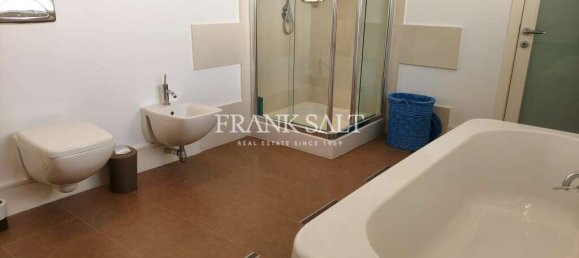 2 bedrooms Apartment in Sliema, Malta No. 8281 16