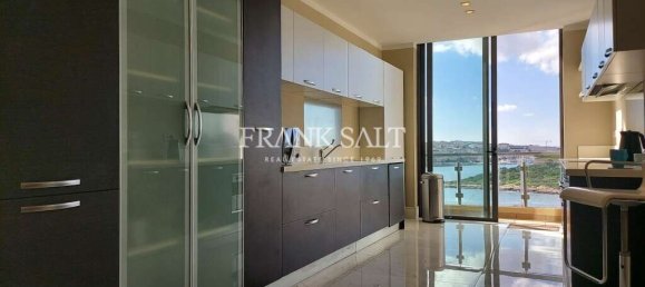 2 bedrooms Apartment in Sliema, Malta No. 8281 6