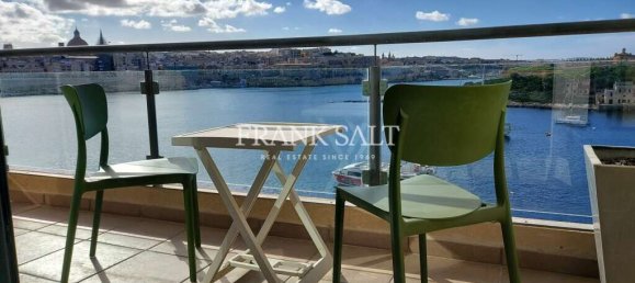 2 bedrooms Apartment in Sliema, Malta No. 8281 2