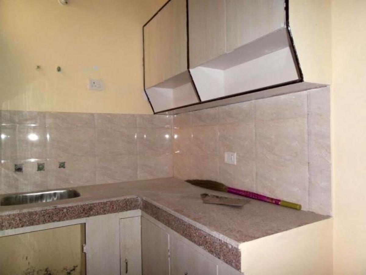 2 bedrooms House in Ghaziabad, India No. 4929