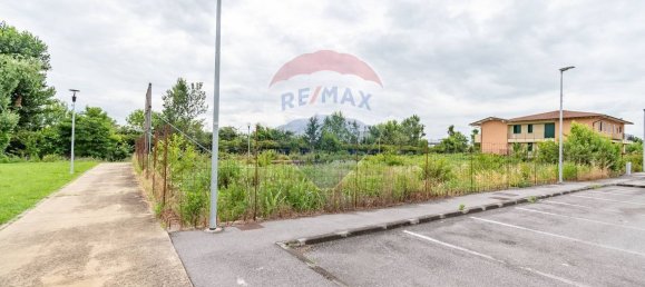 Terreno en Dello, Italy No. 363452 2