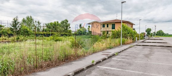 Terreno en Dello, Italy No. 363452 13