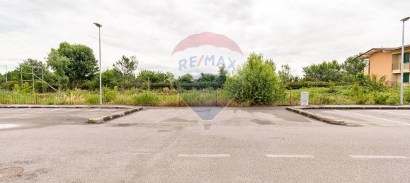 Terreno en Dello, Italy No. 363452 3