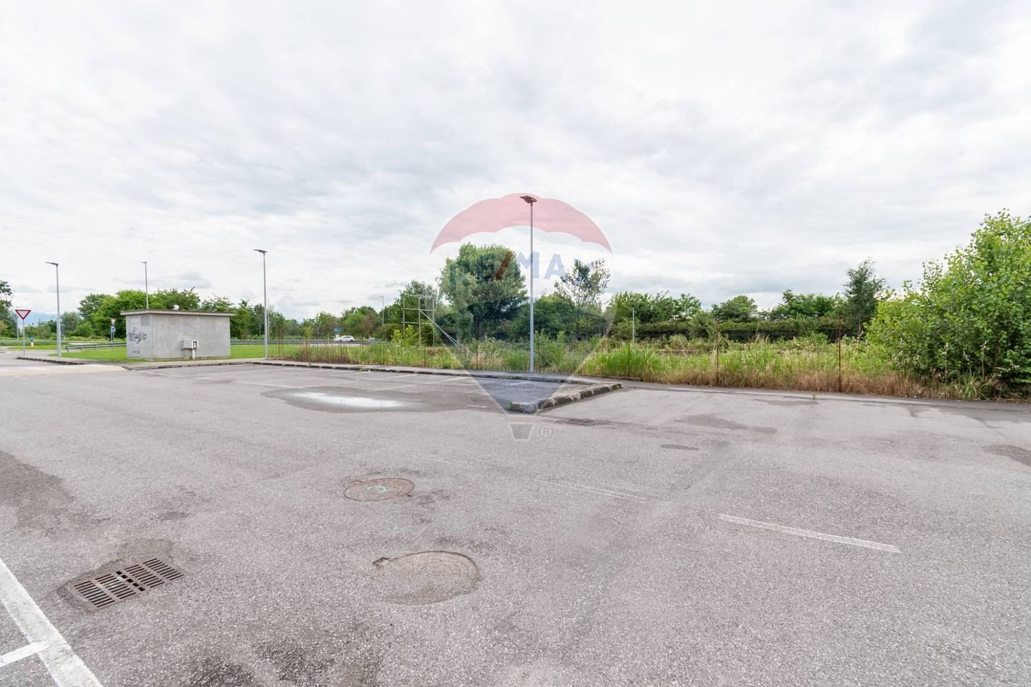 Terrain à Dello, Italy No. 363452