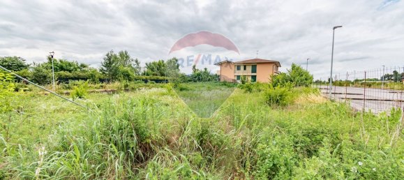 Terreno en Dello, Italy No. 363452 4