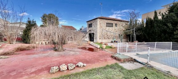 3 غرف نوم منزل في Cuarte de Huerva, Spain رقم 62004 48