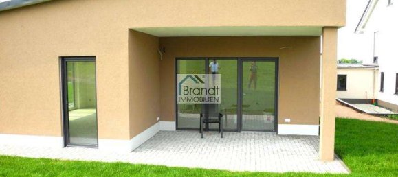 Бунгало с 5 комнатами в Унструт-Хайних, Германия № 72802 6