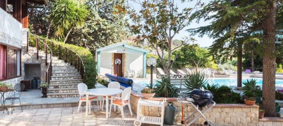 Вилла с 5 комнатами в Кьярамонте Гульфи, Италия № 221470 12