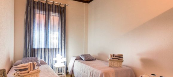 Вилла с 5 комнатами в Кьярамонте Гульфи, Италия № 221470 5