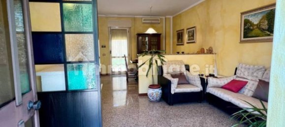 3 bedrooms House in Brescia, Italy No. 297954 5