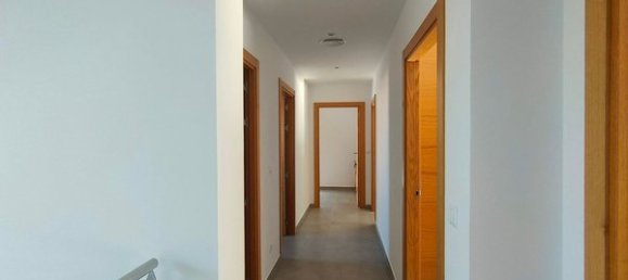 5 bedrooms House in Empuriabrava, Spain No. 84531 15