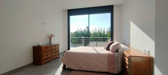 5 bedrooms House in Empuriabrava, Spain No. 84531 32