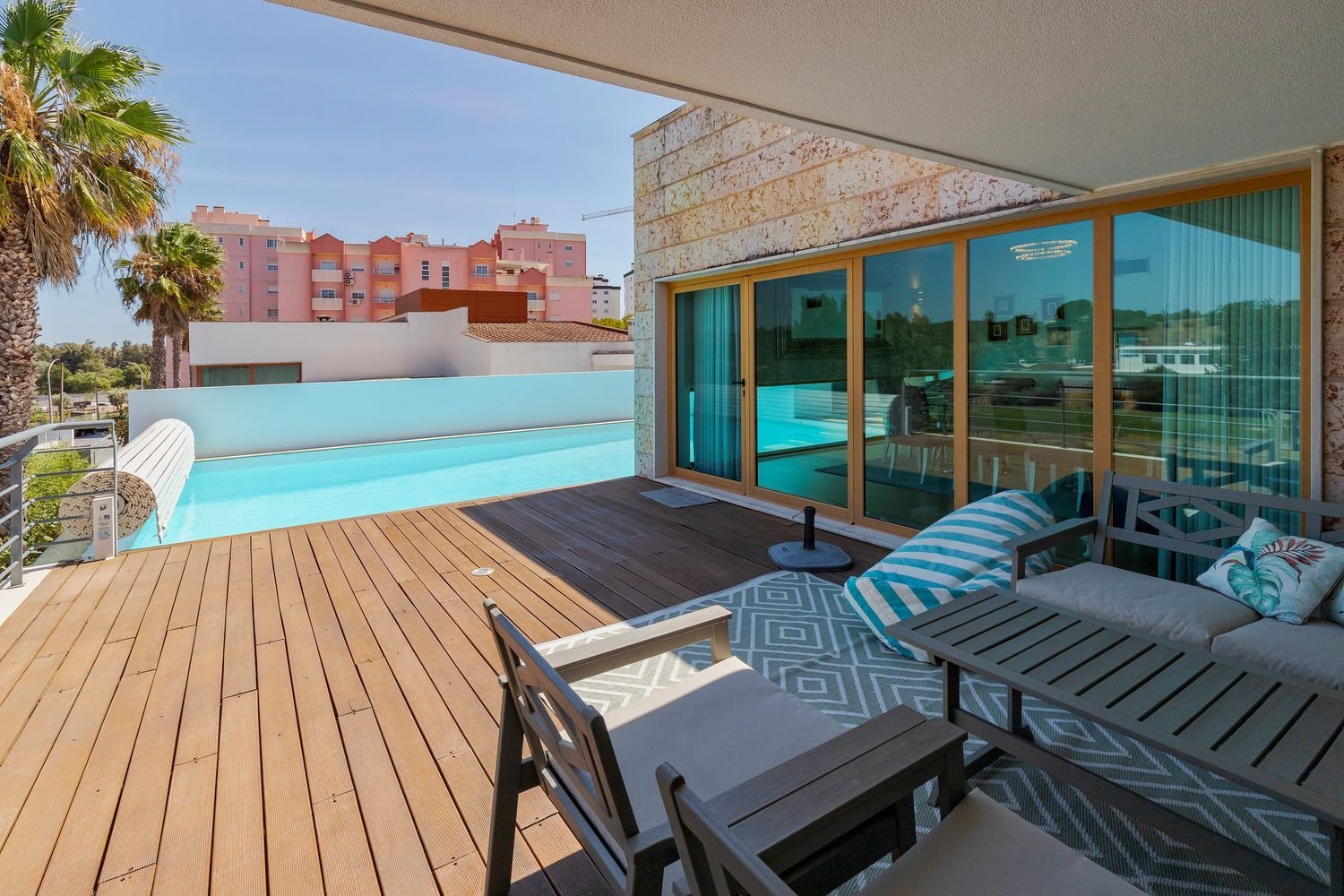 5 غرف نوم منزل في Setubal, Portugal رقم 76177