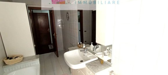 4 bedrooms House in Campodarsego, Italy No. 343159 45