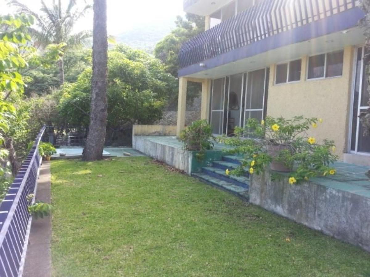 4 bedrooms House in Morelos, Mexico No. 152224