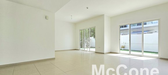 Вилла с 5 спальнями в Мудон, ОАЭ № 31319 2