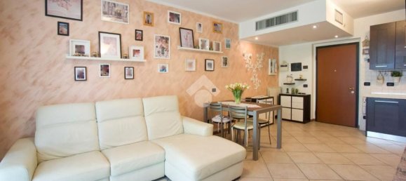 3 bedrooms Apartment in Cisliano, Italy No. 370138 6