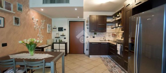 3 bedrooms Apartment in Cisliano, Italy No. 370138 9