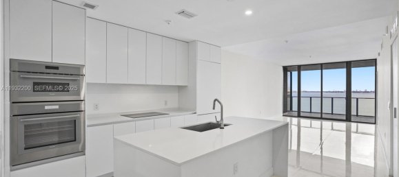 2 Schlafzimmer Wohnung in Miami, USA, Nr. 614712 26