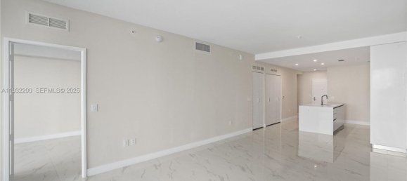 2 Schlafzimmer Wohnung in Miami, USA, Nr. 614712 8