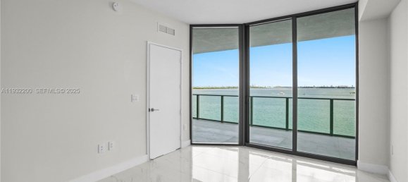 2 Schlafzimmer Wohnung in Miami, USA, Nr. 614712 3