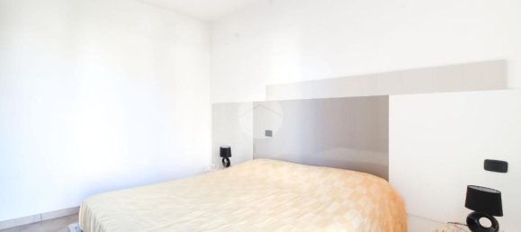 2-salle Appartement à San Benedetto del Tronto, Italy No. 153364 7