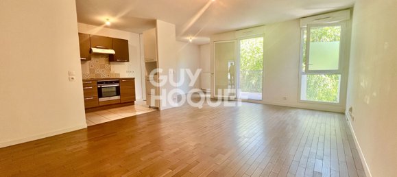 3 chambres Appartement à Massy, France No. 175289 2