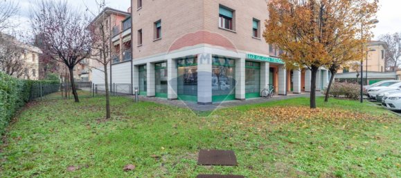 140m² Commercial property in Poviglio, Italy No. 379328 34