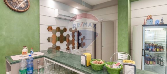 140m² Commercial property in Poviglio, Italy No. 379328 15